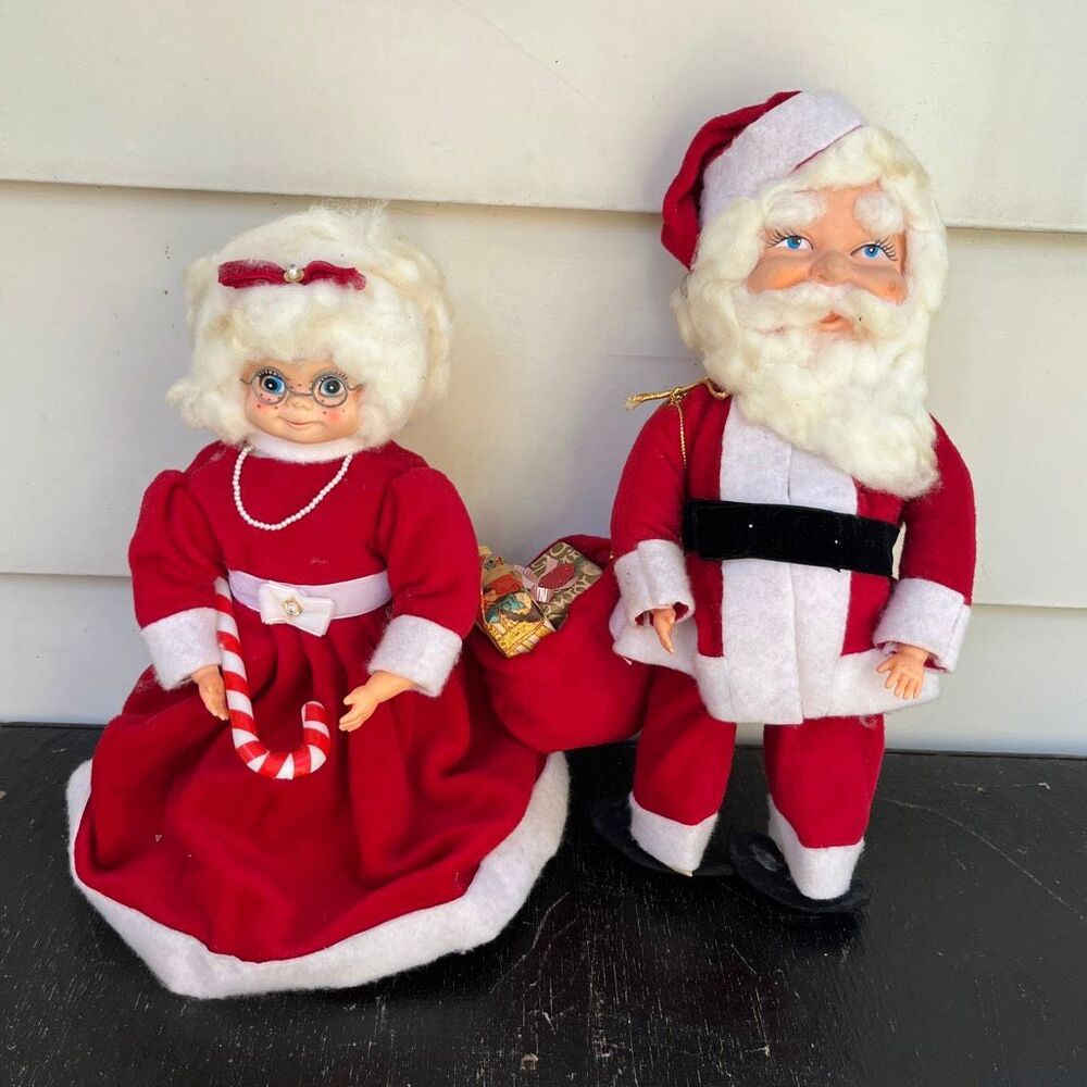 VTG Handmade Santa Mrs Claus Dish Soap Bottle Dolls Christmas Decor Pair